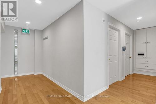 2527 Old Montreal Road, Ottawa, ON - Indoor Photo Showing Other Room