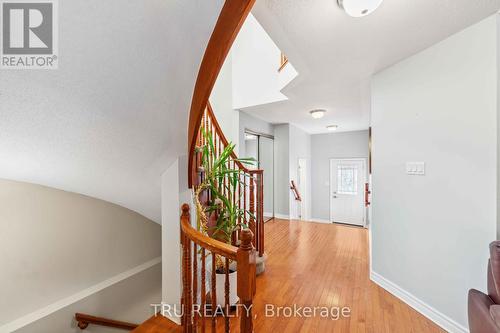 118 Tacom Circle, Ottawa, ON - Indoor Photo Showing Other Room