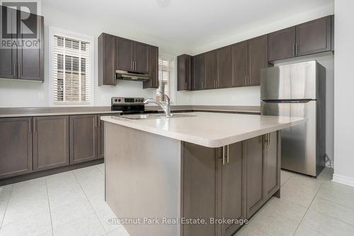 24 Dey Drive, Collingwood, ON - Indoor Photo Showing Kitchen