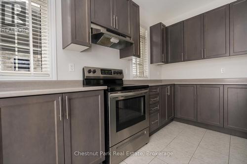 24 Dey Drive, Collingwood, ON - Indoor Photo Showing Kitchen