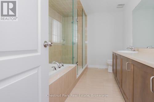 24 Dey Drive, Collingwood, ON - Indoor Photo Showing Bathroom