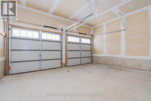 24 Dey Drive, Collingwood, ON - Indoor Photo Showing Garage