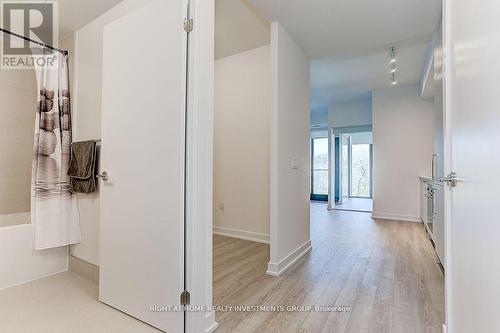 418 - 250 Lawrence Avenue W, Toronto, ON - Indoor Photo Showing Other Room