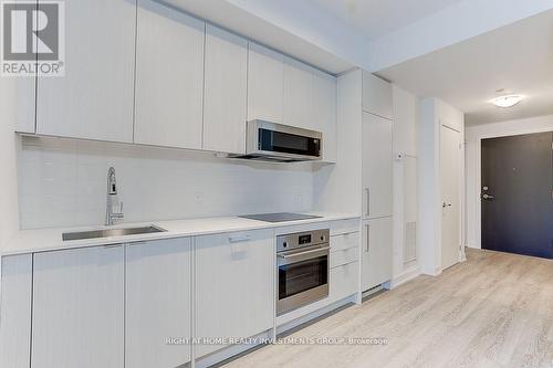 418 - 250 Lawrence Avenue W, Toronto, ON - Indoor Photo Showing Kitchen