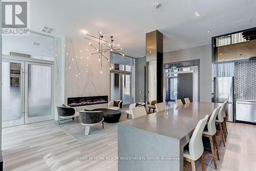 418 - 250 Lawrence Avenue W, Toronto, ON - Indoor Photo Showing Dining Room