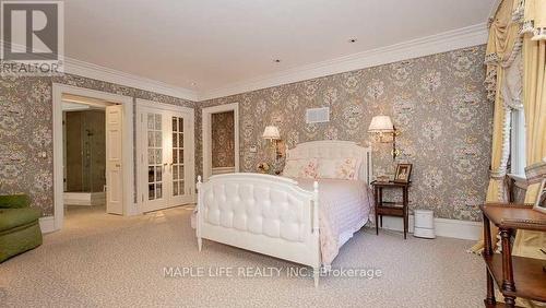 11 Dewbourne Avenue, Toronto, ON - Indoor Photo Showing Bedroom