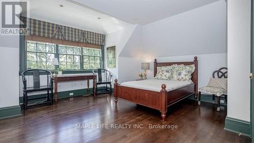 11 Dewbourne Avenue, Toronto, ON - Indoor Photo Showing Bedroom