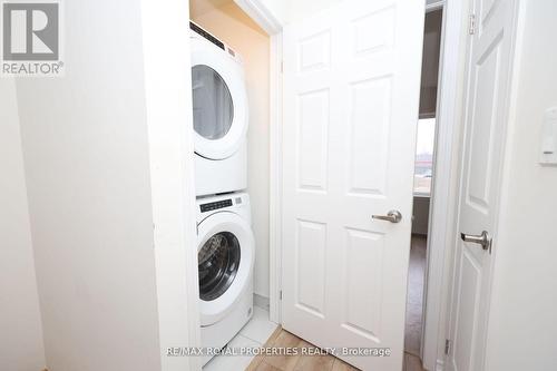 249 Danzatore Path, Oshawa, ON - Indoor Photo Showing Laundry Room