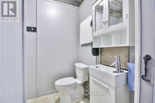 261 Nelson Crescent, Innisfil, ON - Indoor Photo Showing Bathroom