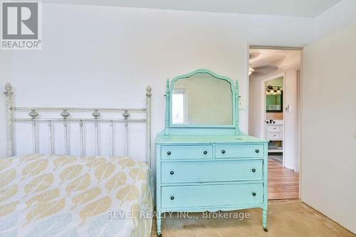 261 Nelson Crescent, Innisfil, ON - Indoor Photo Showing Bedroom