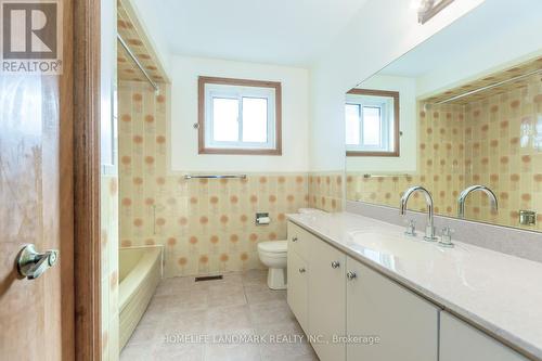 95 Poplar Heights Drive, Toronto, ON - Indoor Photo Showing Bathroom