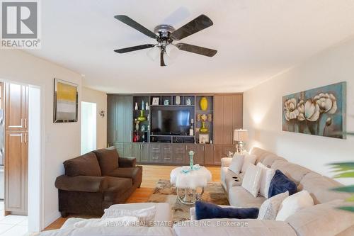 68 Dandelion Road, Brampton, ON - Indoor Photo Showing Living Room