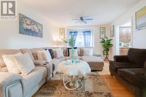 68 Dandelion Road, Brampton, ON - Indoor Photo Showing Living Room