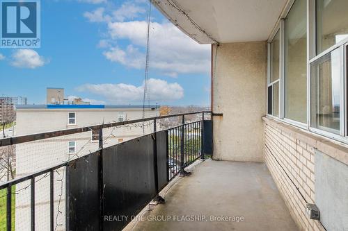 702 - 293 Mohawk Road E, Hamilton, ON - Outdoor With Balcony With Exterior