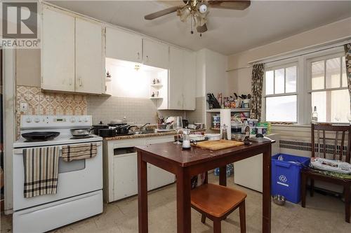 98 Kathleen Street, Sudbury, ON - Indoor Photo Showing Kitchen