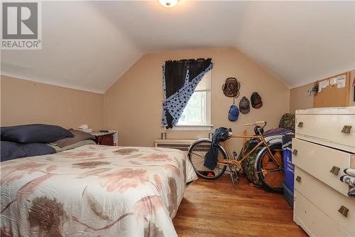 98 Kathleen Street, Sudbury, ON - Indoor Photo Showing Bedroom