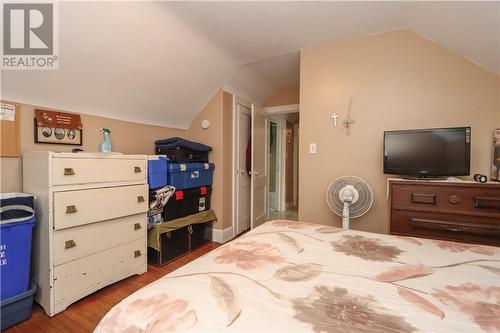 98 Kathleen Street, Sudbury, ON - Indoor Photo Showing Bedroom