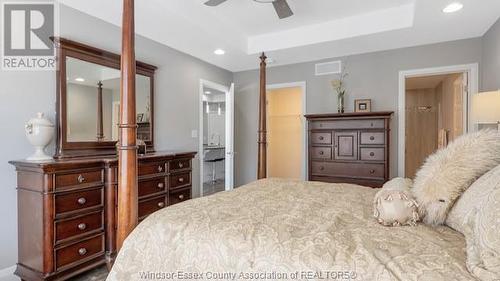 3501 Hallee Crescent, Windsor, ON - Indoor Photo Showing Bedroom