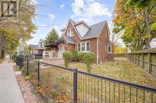 1236 Hickory, Windsor, ON - Outdoor