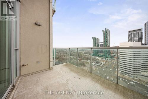 Lph04 - 1 Avondale Avenue, Toronto, ON - Outdoor With Balcony