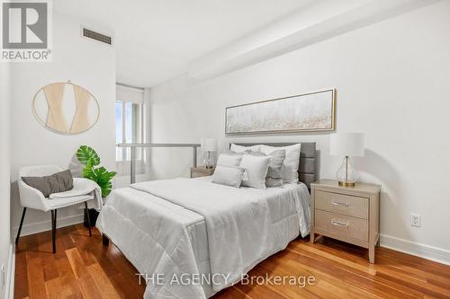 Lph04 - 1 Avondale Avenue, Toronto, ON - Indoor Photo Showing Bedroom