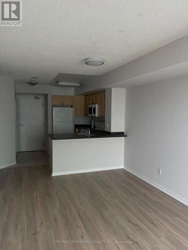 2308 - 30 Harrison Garden Boulevard, Toronto, ON - Indoor Photo Showing Kitchen