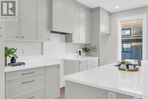 1406 Edward Avenue, Saskatoon, SK - Indoor Photo Showing Kitchen