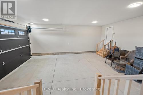 Lot 7 Anchor Road, Thorold (556 - Allanburg/Thorold South), ON - Indoor Photo Showing Garage