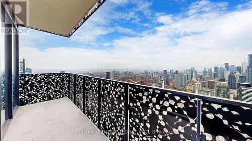 4802 - 55 Charles Street E, Toronto, ON - Outdoor With View