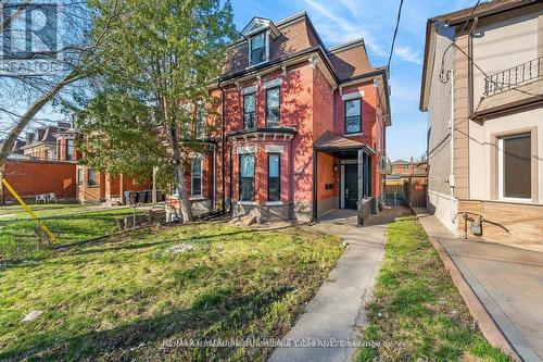 B - 208 Dovercourt Road, Toronto, ON - Outdoor With Facade