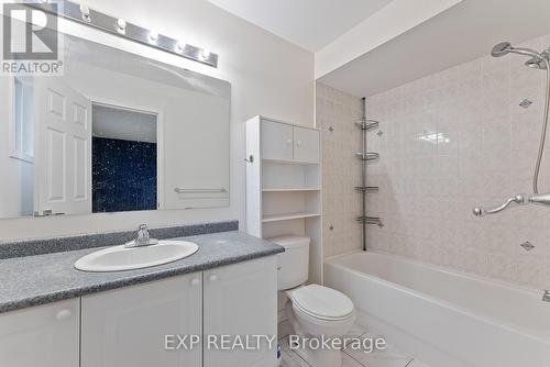 890 Bourne Crescent N, Oshawa, ON - Indoor Photo Showing Bathroom