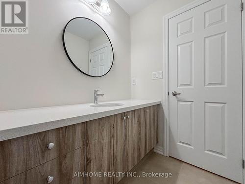 3 Ken Davie Gate, Georgina, ON - Indoor Photo Showing Bathroom