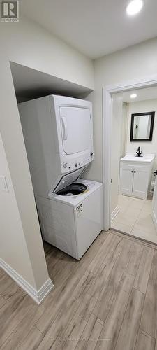 65 Lanark Circle, Brampton, ON - Indoor Photo Showing Laundry Room