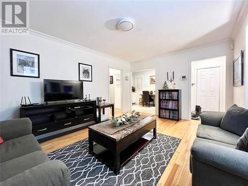 1962 Malta, Windsor, ON - Indoor Photo Showing Living Room