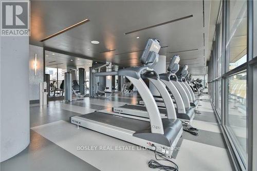 1709 - 290 Adelaide Street W, Toronto, ON - Indoor Photo Showing Gym Room