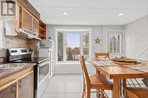 1451 Bala Drive, Oshawa, ON - Indoor Photo Showing Kitchen With Double Sink