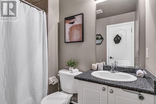 40 Summit Drive, Vaughan, ON - Indoor Photo Showing Bathroom