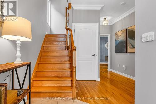 40 Summit Drive, Vaughan, ON - Indoor Photo Showing Other Room