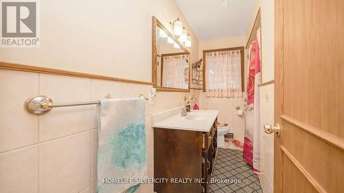 14208 Torbram Road, Caledon, ON - Indoor Photo Showing Bathroom