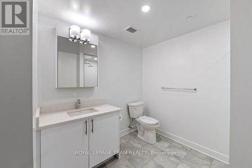 704 - 180 George Street, Ottawa, ON - Indoor Photo Showing Bathroom