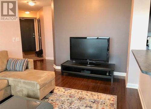 1409 - 225 Sherway Gardens Road, Toronto, ON - Indoor Photo Showing Living Room