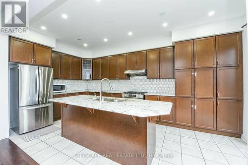 86 Rockbrook Trail, Brampton, ON - Indoor Photo Showing Kitchen With Stainless Steel Kitchen With Double Sink With Upgraded Kitchen