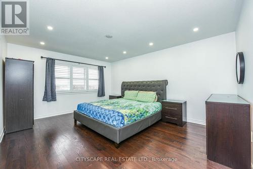 86 Rockbrook Trail, Brampton, ON - Indoor Photo Showing Bedroom