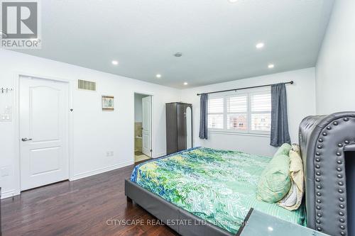 86 Rockbrook Trail, Brampton, ON - Indoor Photo Showing Bedroom