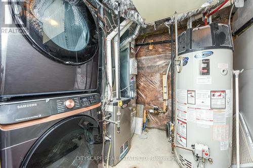 86 Rockbrook Trail, Brampton, ON - Indoor Photo Showing Laundry Room