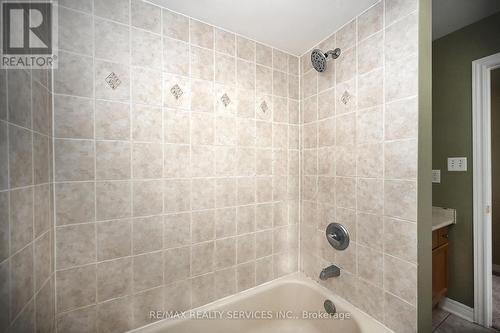 19 Martree Crescent, Brampton, ON - Indoor Photo Showing Bathroom