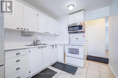 2208 - 390 Dixon Road, Toronto, ON - Indoor Photo Showing Kitchen