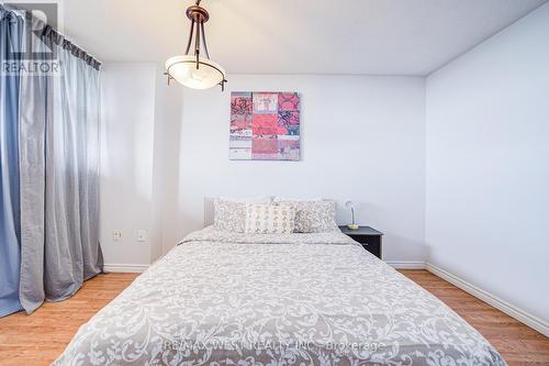 2208 - 390 Dixon Road, Toronto, ON - Indoor Photo Showing Bedroom