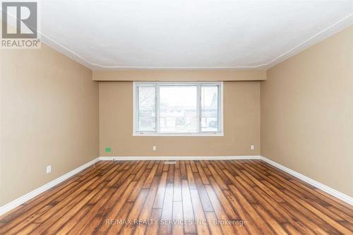 32 Obermeyer Drive, Kitchener, ON - Indoor Photo Showing Other Room