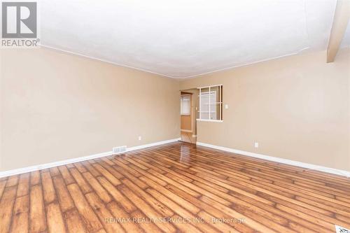 32 Obermeyer Drive, Kitchener, ON - Indoor Photo Showing Other Room